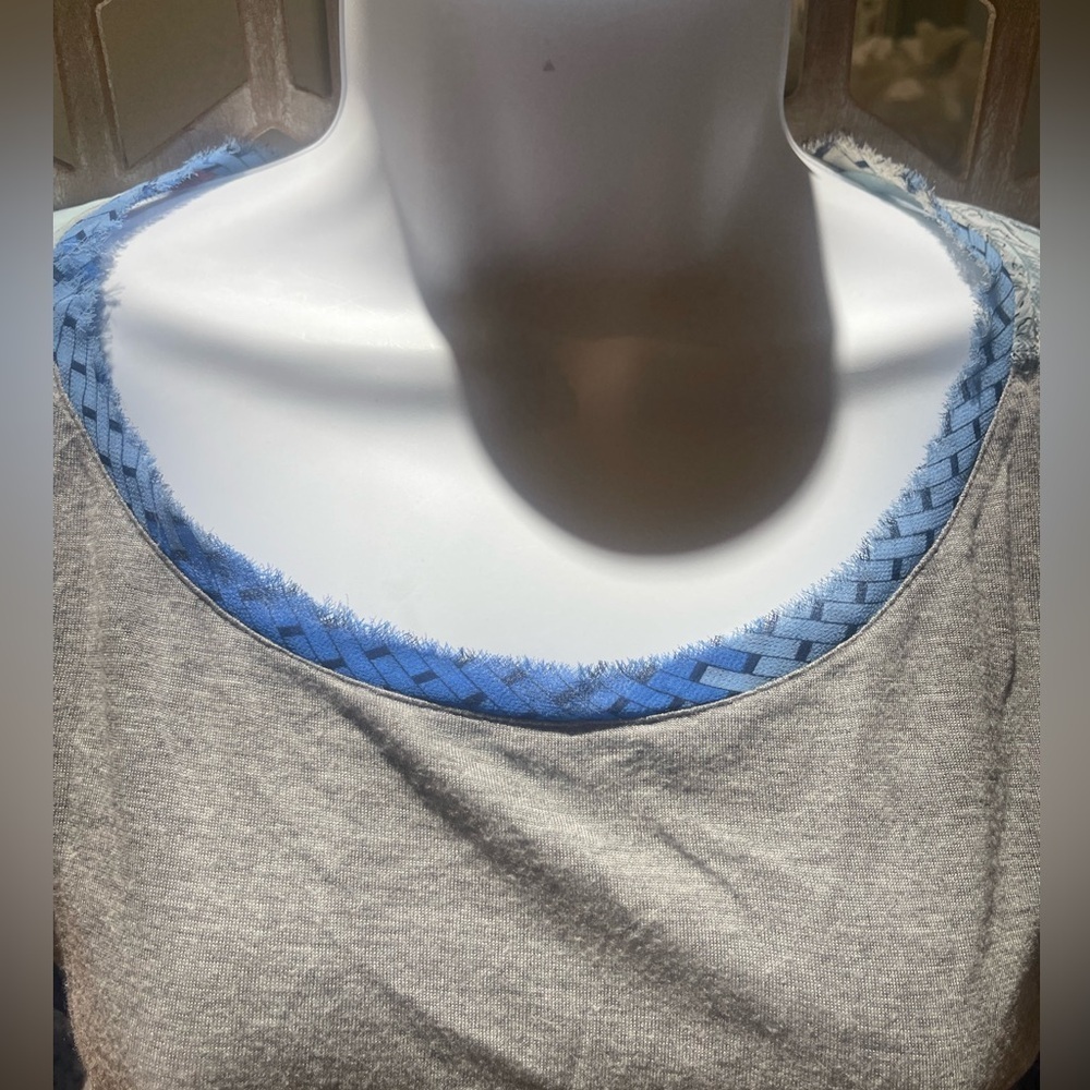 Anthropologie | Tiny Balloon Sleeve Blouse - Picture 6 of 8